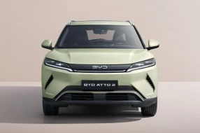 Frontasicht eines BYD in Grün.