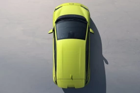 Vogelperkspektive eines BYD Fahrzeugs.