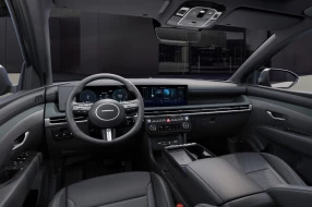 Detailansicht des Hyundai SUV Cockpits mit moderner Innenausstattung.
