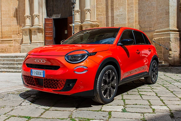 FIAT 600 Icon Hybrid 1.2 T3 (1/1)