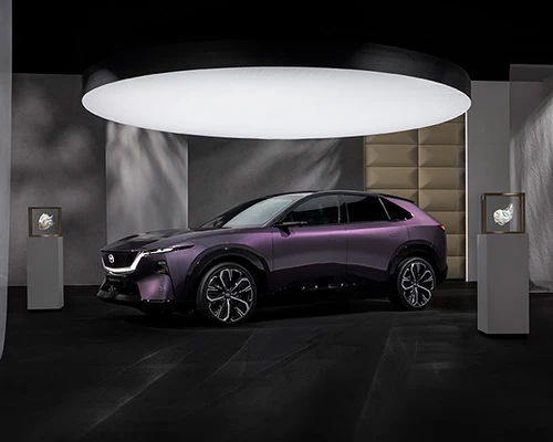 Mazda CX-6e Takumi (1/1)