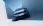 Opel Corsa zwischen zwei Wänden, frontal.