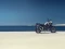 Honda NX500 Motorrad am Meer geparkt.
