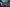 Paar im Auto genießt Panoramadach und Ausblick im komfortablen Innenraum eines modernen Elektroautos.