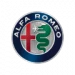 Logo von Alfa Romeo: Rundes Emblem mit rotem Kreuz und grüner Schlange auf weißem Hintergrund.